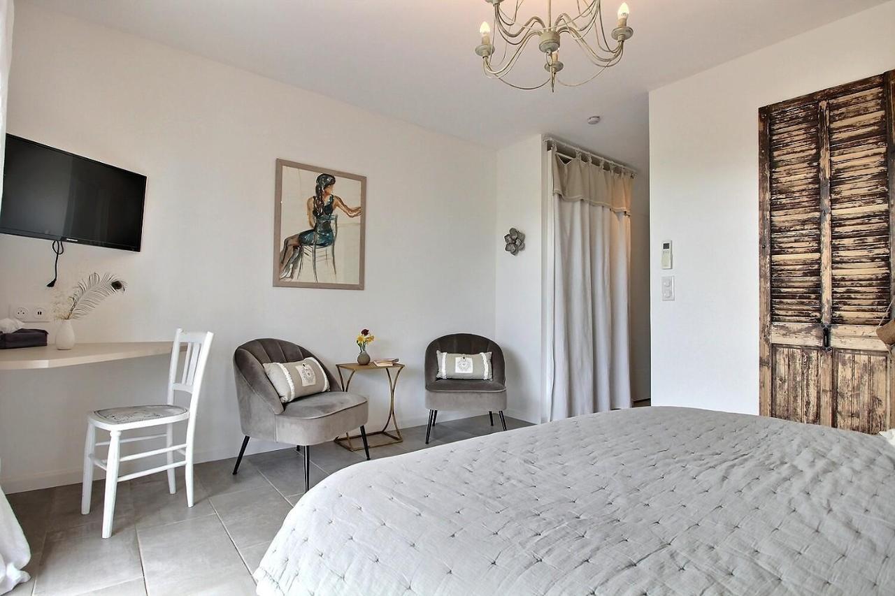 La Villa Aux Oliviers Flayosc Exteriör bild